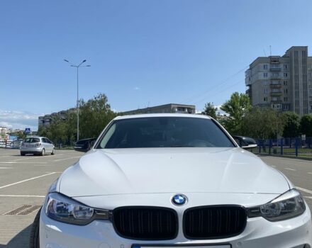 Белый БМВ 3 Серия, объемом двигателя 2 л и пробегом 170 тыс. км за 12800 $, фото 4 на Automoto.ua