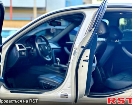 Белый БМВ 3 Серия, объемом двигателя 2 л и пробегом 270 тыс. км за 12500 $, фото 9 на Automoto.ua