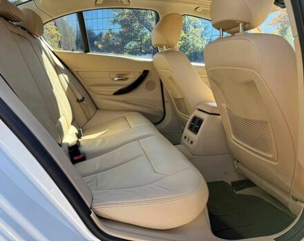 Белый БМВ 3 Серия, объемом двигателя 2 л и пробегом 90 тыс. км за 10100 $, фото 10 на Automoto.ua