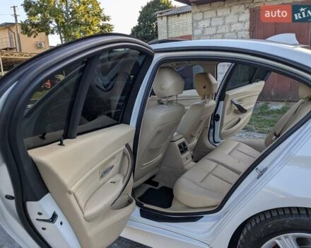 Белый БМВ 3 Серия, объемом двигателя 2 л и пробегом 240 тыс. км за 12500 $, фото 40 на Automoto.ua