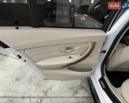 Белый БМВ 3 Серия, объемом двигателя 2 л и пробегом 209 тыс. км за 13999 $, фото 38 на Automoto.ua