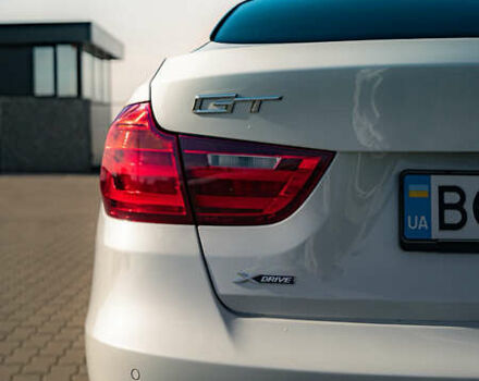 Білий БМВ 3 Серія, об'ємом двигуна 2 л та пробігом 229 тис. км за 17700 $, фото 8 на Automoto.ua