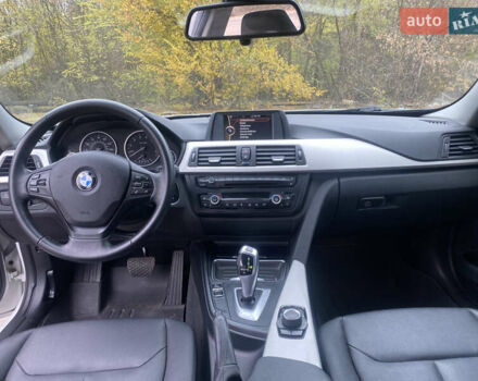 Белый БМВ 3 Серия, объемом двигателя 2 л и пробегом 203 тыс. км за 10900 $, фото 7 на Automoto.ua