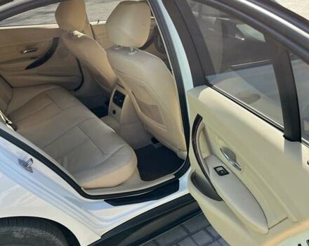 Белый БМВ 3 Серия, объемом двигателя 2 л и пробегом 115 тыс. км за 16000 $, фото 11 на Automoto.ua