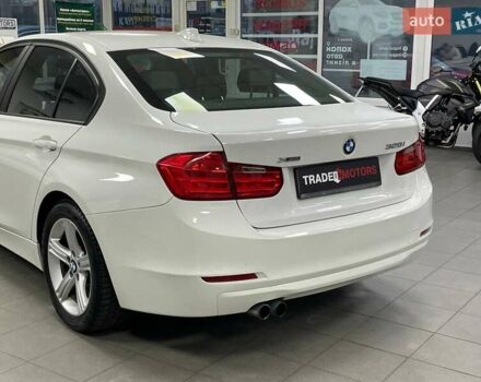 Белый БМВ 3 Серия, объемом двигателя 2 л и пробегом 158 тыс. км за 12790 $, фото 9 на Automoto.ua