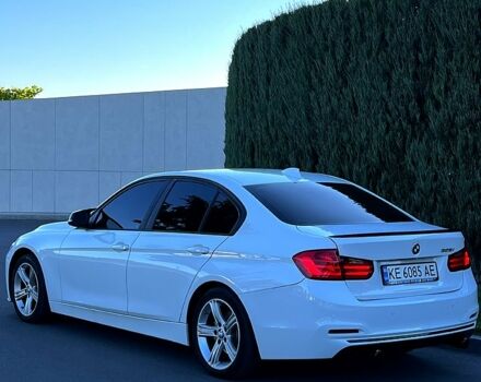 Белый БМВ 3 Серия, объемом двигателя 2 л и пробегом 215 тыс. км за 13499 $, фото 2 на Automoto.ua