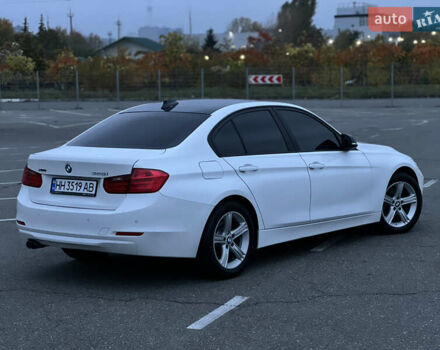 БМВ 3 Серия 2013 в Киеве на Automoto.ua Белый БМВ 3 Серия, объемом двигателя 2 л и пробегом 129 тыс. км за 11700 $, фото 8 на Automoto.ua