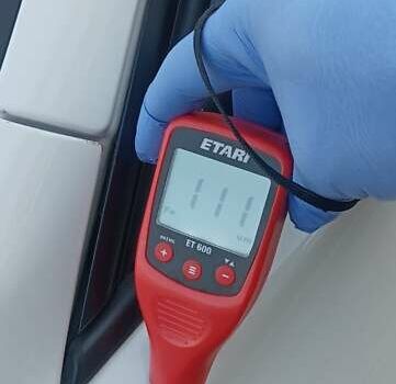 Білий БМВ 3 Серія, об'ємом двигуна 2 л та пробігом 189 тис. км за 15500 $, фото 94 на Automoto.ua