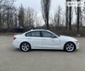 Белый БМВ 3 Серия, объемом двигателя 2 л и пробегом 159 тыс. км за 11000 $, фото 1 на Automoto.ua