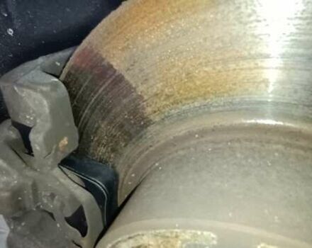 Білий БМВ 3 Серія, об'ємом двигуна 2 л та пробігом 189 тис. км за 15500 $, фото 71 на Automoto.ua