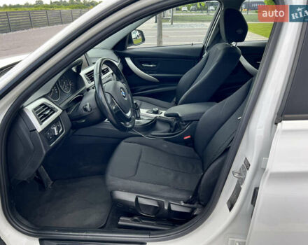 Белый БМВ 3 Серия, объемом двигателя 2 л и пробегом 145 тыс. км за 17700 $, фото 26 на Automoto.ua