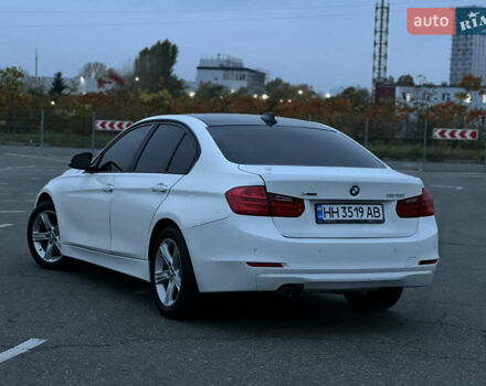 БМВ 3 Серия 2013 в Киеве на Automoto.ua Белый БМВ 3 Серия, объемом двигателя 2 л и пробегом 129 тыс. км за 11700 $, фото 4 на Automoto.ua