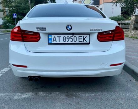 Белый БМВ 3 Серия, объемом двигателя 2 л и пробегом 230 тыс. км за 11000 $, фото 4 на Automoto.ua
