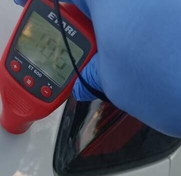 Білий БМВ 3 Серія, об'ємом двигуна 2 л та пробігом 189 тис. км за 15500 $, фото 97 на Automoto.ua