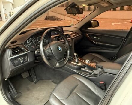 БМВ 3 Серія 2013 у Києві на Automoto.ua Білий БМВ 3 Серія, об'ємом двигуна 2 л та пробігом 200 тис. км за 9900 $, фото 10 на Automoto.ua