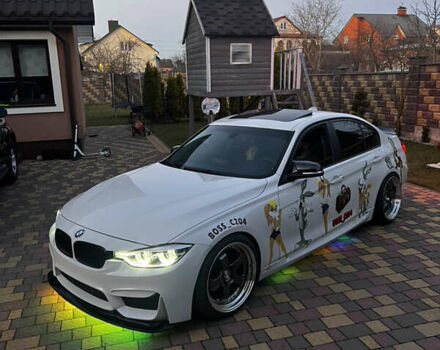 Белый БМВ 3 Серия, объемом двигателя 2 л и пробегом 222 тыс. км за 15000 $, фото 9 на Automoto.ua