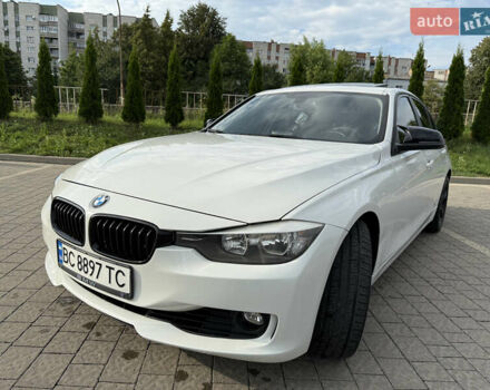 Белый БМВ 3 Серия, объемом двигателя 2 л и пробегом 146 тыс. км за 12700 $, фото 8 на Automoto.ua