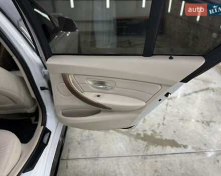 Белый БМВ 3 Серия, объемом двигателя 2 л и пробегом 209 тыс. км за 13999 $, фото 42 на Automoto.ua