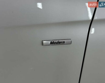 Белый БМВ 3 Серия, объемом двигателя 2 л и пробегом 209 тыс. км за 13999 $, фото 6 на Automoto.ua