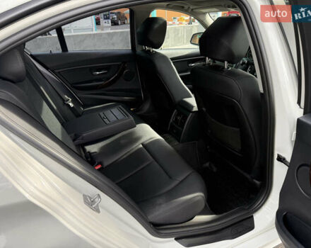 БМВ 3 Серия 2013 в Одессе на Automoto.ua Белый БМВ 3 Серия, объемом двигателя 2 л и пробегом 138 тыс. км за 10900 $, фото 17 на Automoto.ua