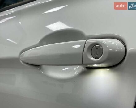 Белый БМВ 3 Серия, объемом двигателя 2 л и пробегом 158 тыс. км за 13990 $, фото 15 на Automoto.ua