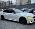 Белый БМВ 3 Серия, объемом двигателя 2 л и пробегом 220 тыс. км за 12800 $, фото 3 на Automoto.ua