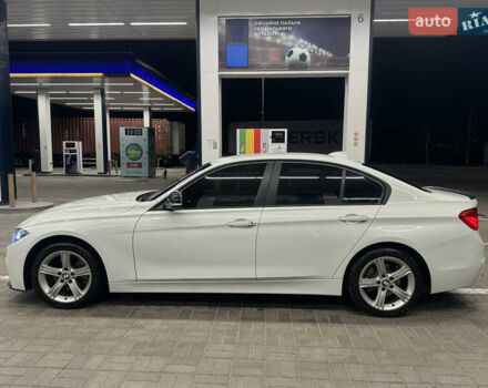 БМВ 3 Серия 2013 в Днепре (Днепропетровске) на Automoto.ua Белый БМВ 3 Серия, объемом двигателя 2 л и пробегом 210 тыс. км за 13000 $, фото 6 на Automoto.ua