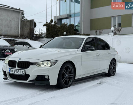 Білий БМВ 3 Серія, об'ємом двигуна 2 л та пробігом 243 тис. км за 16400 $, фото 2 на Automoto.ua