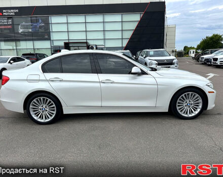 Белый БМВ 3 Серия, объемом двигателя 3 л и пробегом 217 тыс. км за 13800 $, фото 7 на Automoto.ua