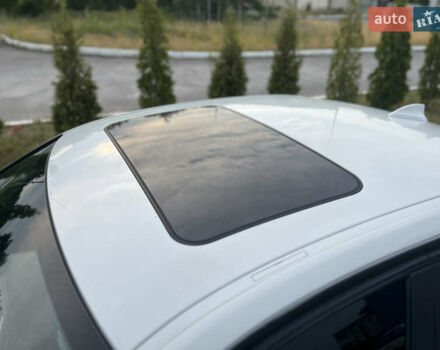 Білий БМВ 3 Серія, об'ємом двигуна 2 л та пробігом 188 тис. км за 13200 $, фото 10 на Automoto.ua