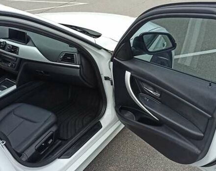 Білий БМВ 3 Серія, об'ємом двигуна 2 л та пробігом 155 тис. км за 15000 $, фото 7 на Automoto.ua