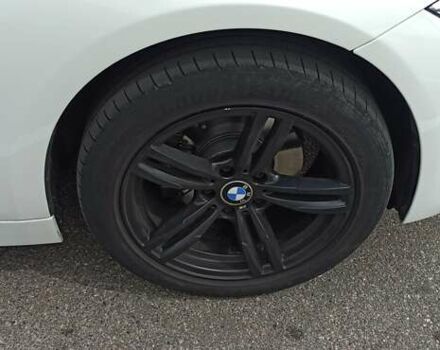 Білий БМВ 3 Серія, об'ємом двигуна 2 л та пробігом 155 тис. км за 15000 $, фото 32 на Automoto.ua