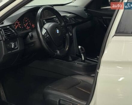 Белый БМВ 3 Серия, объемом двигателя 2 л и пробегом 237 тыс. км за 11999 $, фото 8 на Automoto.ua