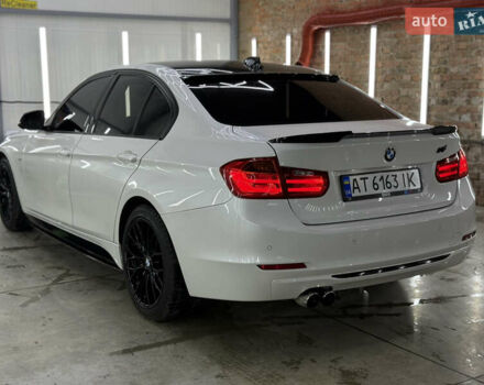 Белый БМВ 3 Серия, объемом двигателя 2 л и пробегом 209 тыс. км за 13999 $, фото 5 на Automoto.ua