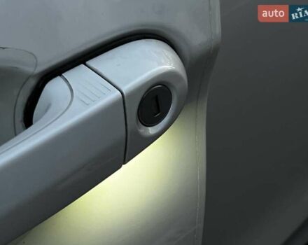 Белый БМВ 3 Серия, объемом двигателя 3 л и пробегом 185 тыс. км за 15500 $, фото 19 на Automoto.ua