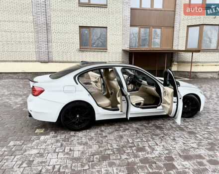 Белый БМВ 3 Серия, объемом двигателя 2 л и пробегом 175 тыс. км за 13999 $, фото 91 на Automoto.ua