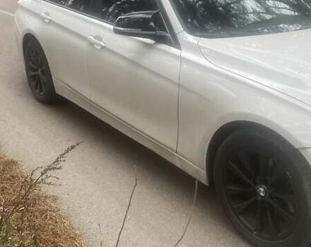 Білий БМВ 3 Серія, об'ємом двигуна 2 л та пробігом 187 тис. км за 12100 $, фото 1 на Automoto.ua