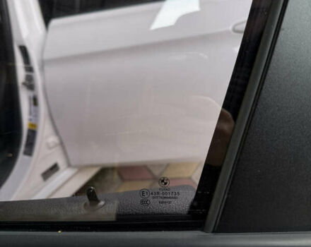 Белый БМВ 3 Серия, объемом двигателя 3 л и пробегом 184 тыс. км за 17000 $, фото 51 на Automoto.ua