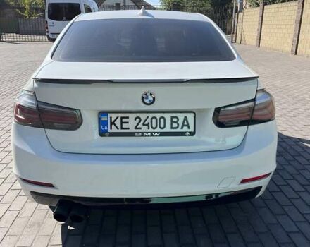 Белый БМВ 3 Серия, объемом двигателя 2 л и пробегом 115 тыс. км за 16000 $, фото 5 на Automoto.ua