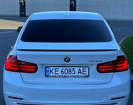 Белый БМВ 3 Серия, объемом двигателя 2 л и пробегом 215 тыс. км за 13499 $, фото 3 на Automoto.ua