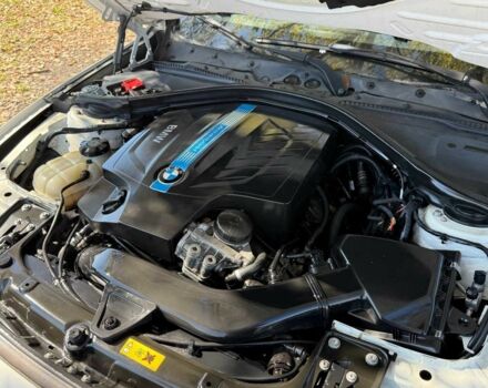 Белый БМВ 3 Серия, объемом двигателя 3 л и пробегом 116 тыс. км за 3500 $, фото 4 на Automoto.ua