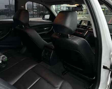 Белый БМВ 3 Серия, объемом двигателя 2 л и пробегом 253 тыс. км за 10950 $, фото 14 на Automoto.ua