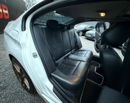 Белый БМВ 3 Серия, объемом двигателя 2 л и пробегом 220 тыс. км за 12800 $, фото 14 на Automoto.ua