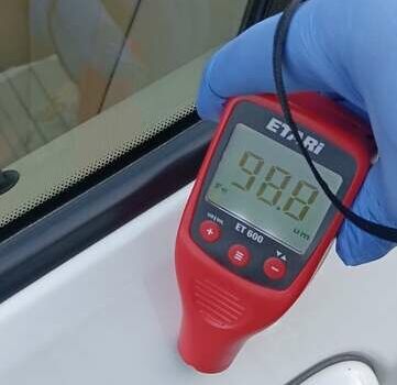 Білий БМВ 3 Серія, об'ємом двигуна 2 л та пробігом 189 тис. км за 15500 $, фото 96 на Automoto.ua