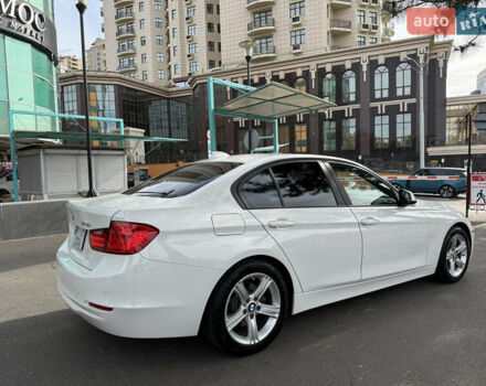 БМВ 3 Серия 2013 в Одессе на Automoto.ua Белый БМВ 3 Серия, объемом двигателя 2 л и пробегом 138 тыс. км за 10900 $, фото 8 на Automoto.ua