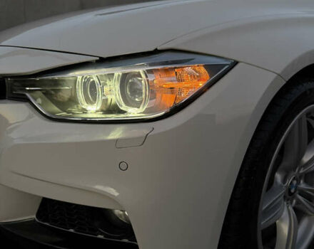 Белый БМВ 3 Серия, объемом двигателя 3 л и пробегом 184 тыс. км за 17000 $, фото 13 на Automoto.ua