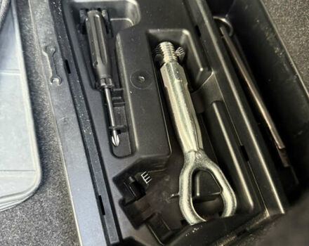 Білий БМВ 3 Серія, об'ємом двигуна 1.6 л та пробігом 171 тис. км за 13700 $, фото 42 на Automoto.ua