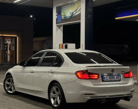 БМВ 3 Серия 2013 в Днепре (Днепропетровске) на Automoto.ua Белый БМВ 3 Серия, объемом двигателя 2 л и пробегом 210 тыс. км за 13000 $, фото 5 на Automoto.ua