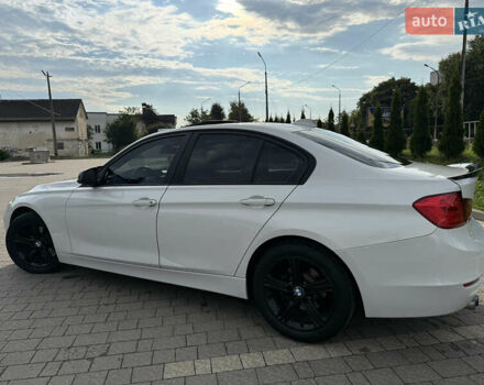 Белый БМВ 3 Серия, объемом двигателя 2 л и пробегом 146 тыс. км за 12700 $, фото 7 на Automoto.ua