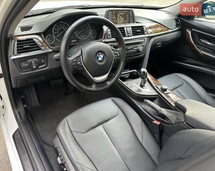 Белый БМВ 3 Серия, объемом двигателя 2 л и пробегом 202 тыс. км за 11700 $, фото 4 на Automoto.ua